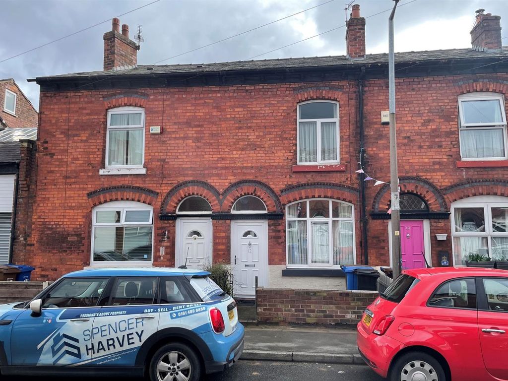 2 bed terraced house for sale in Pitt Street, Stockport SK3 Zoopla