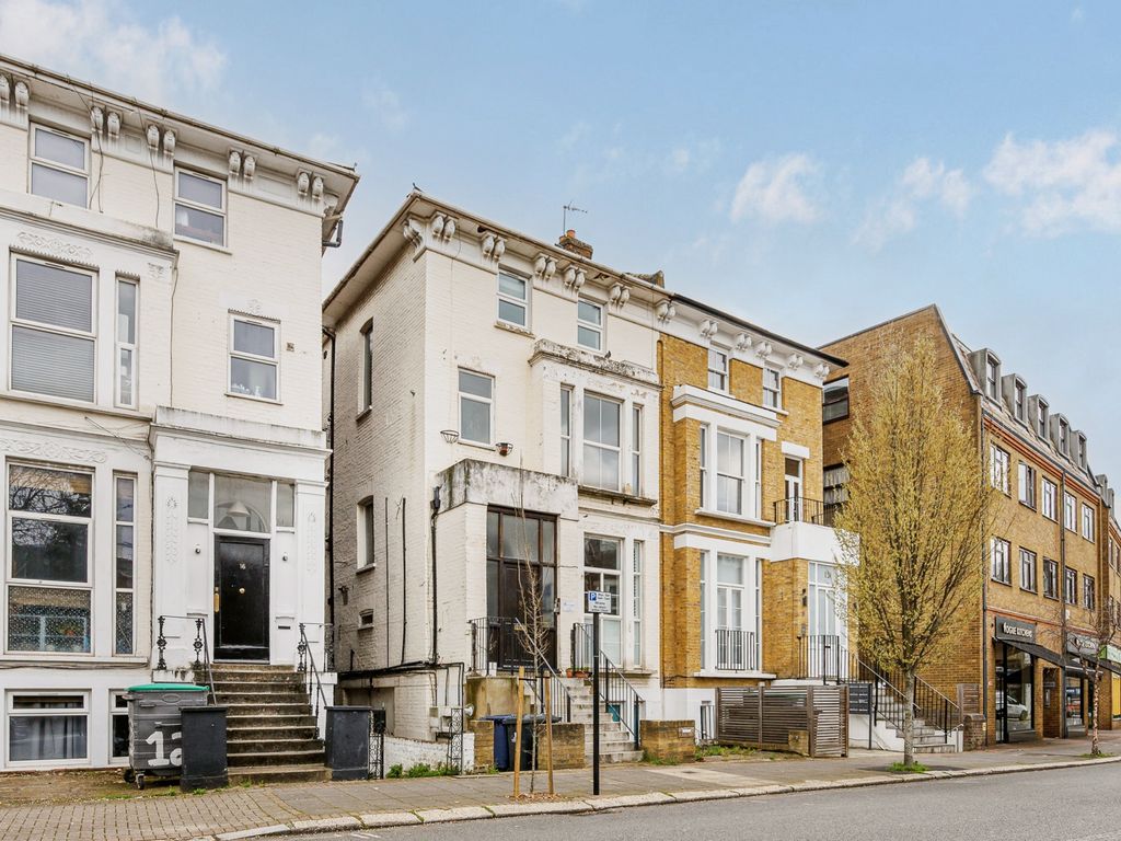 Studio to rent in Argyle Road, Ealing W13, £1,350 pcm Zoopla