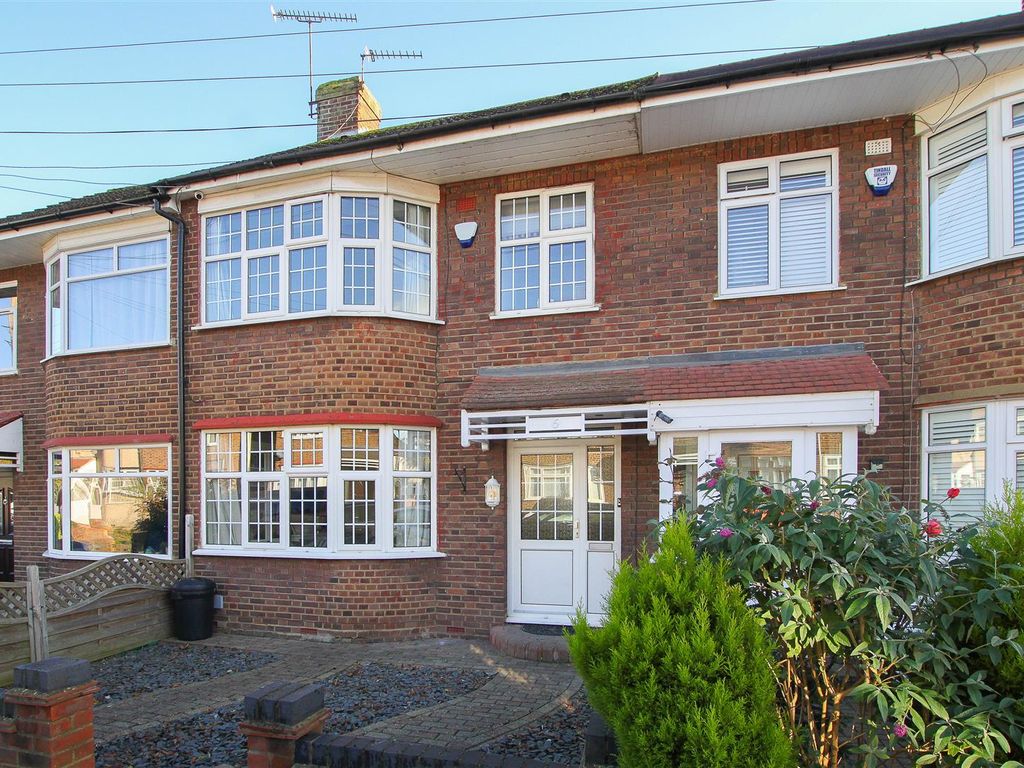 3 bed terraced house for sale in Mount Avenue, Harold Wood, Romford RM3