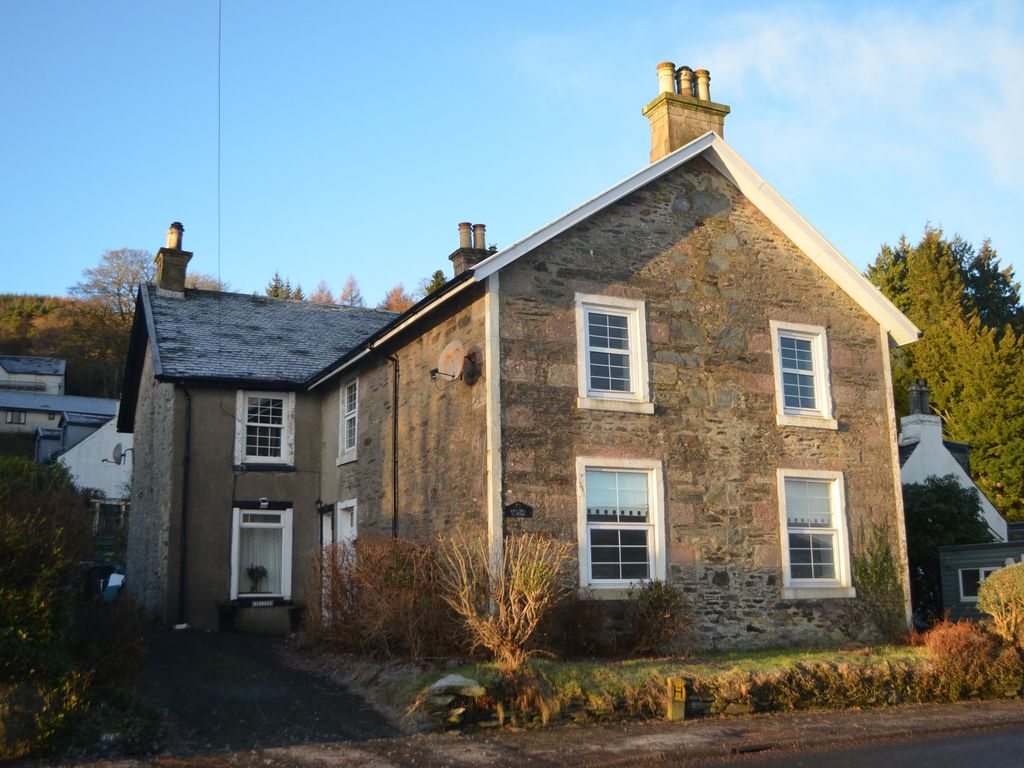 3 bed semidetached house for sale in Shore Road, Clynder, Argyll