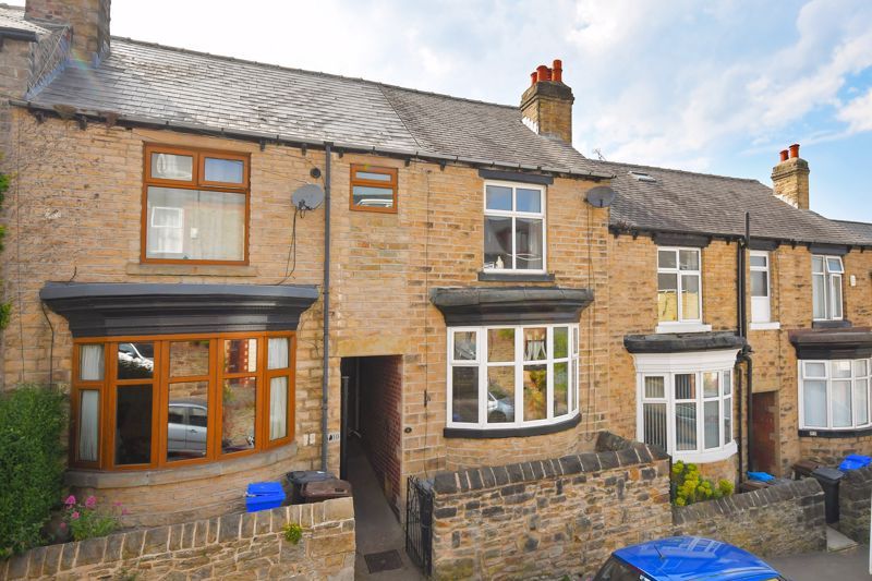 3 bed terraced house for sale in Storrs Hall Road, Walkley, Sheffield