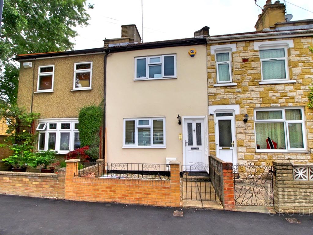2 bed terraced house for sale in St. Malo Avenue, Edmonton N9 Zoopla