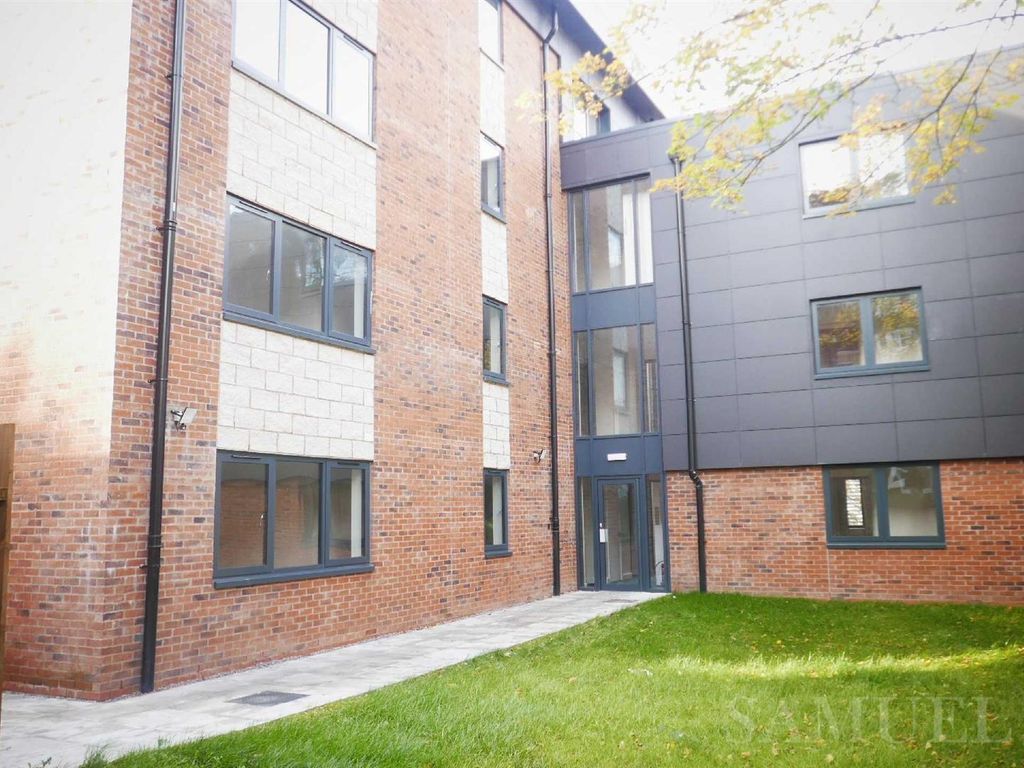 2 bed flat to rent in Ednam Road, Dudley DY1 Zoopla