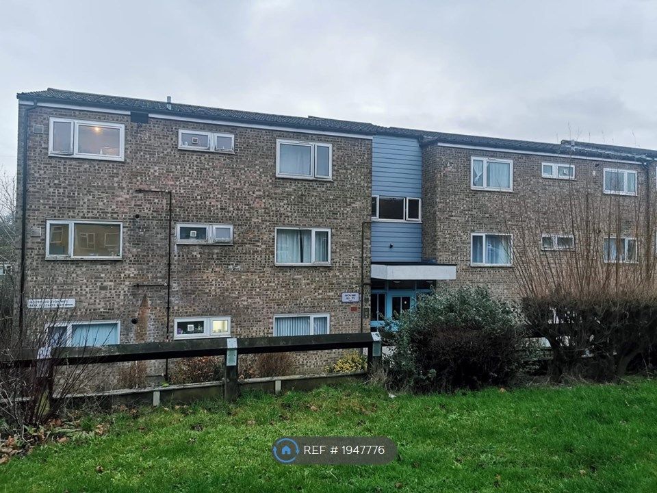 3 bed flat to rent in Avon Way, Colchester CO4, £1,200 pcm Zoopla