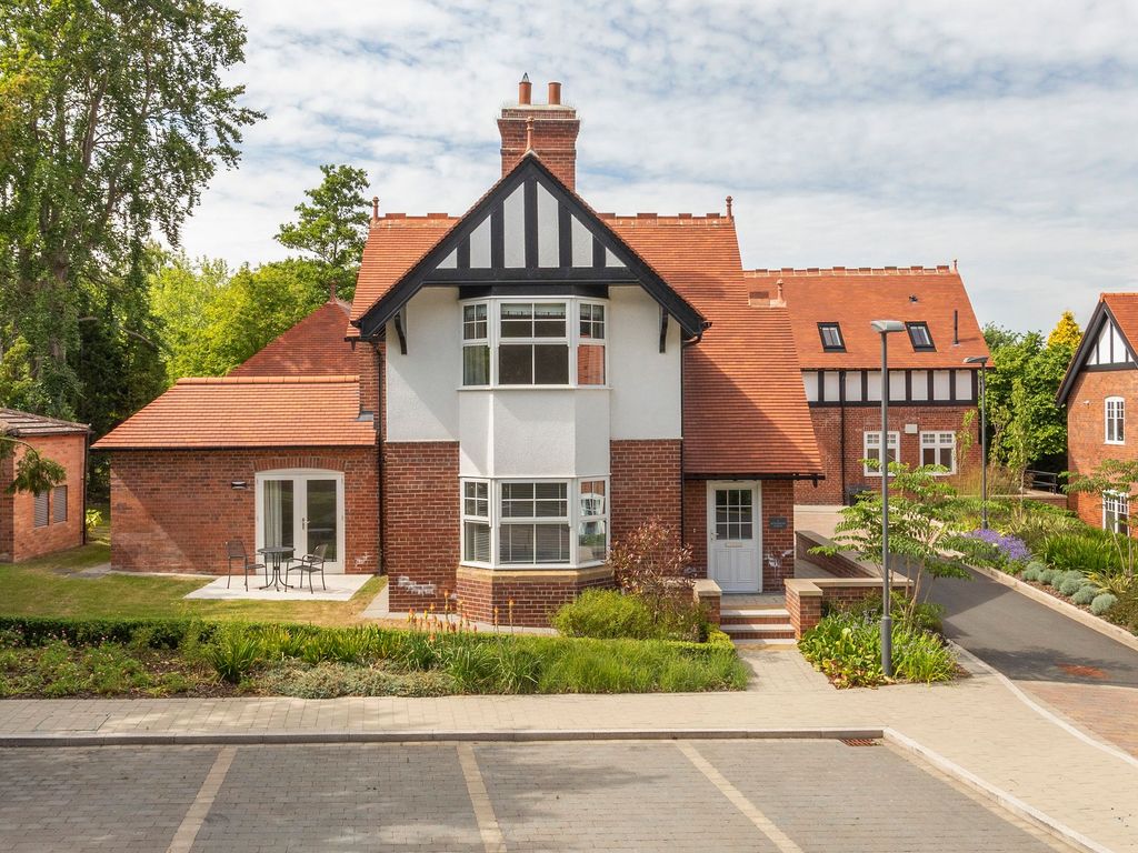 2 bed cottage for sale in Palace Road, Ripon HG4, £525,000 Zoopla