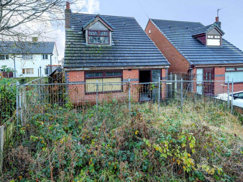 2 bed detached bungalow for sale in Fleet Lane, St. Helens, Merseyside