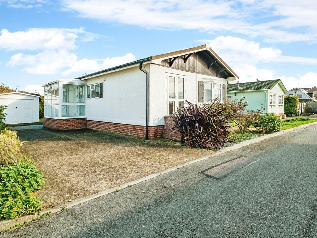 2 bed detached bungalow for sale in The Fairway, Willowbrook Park