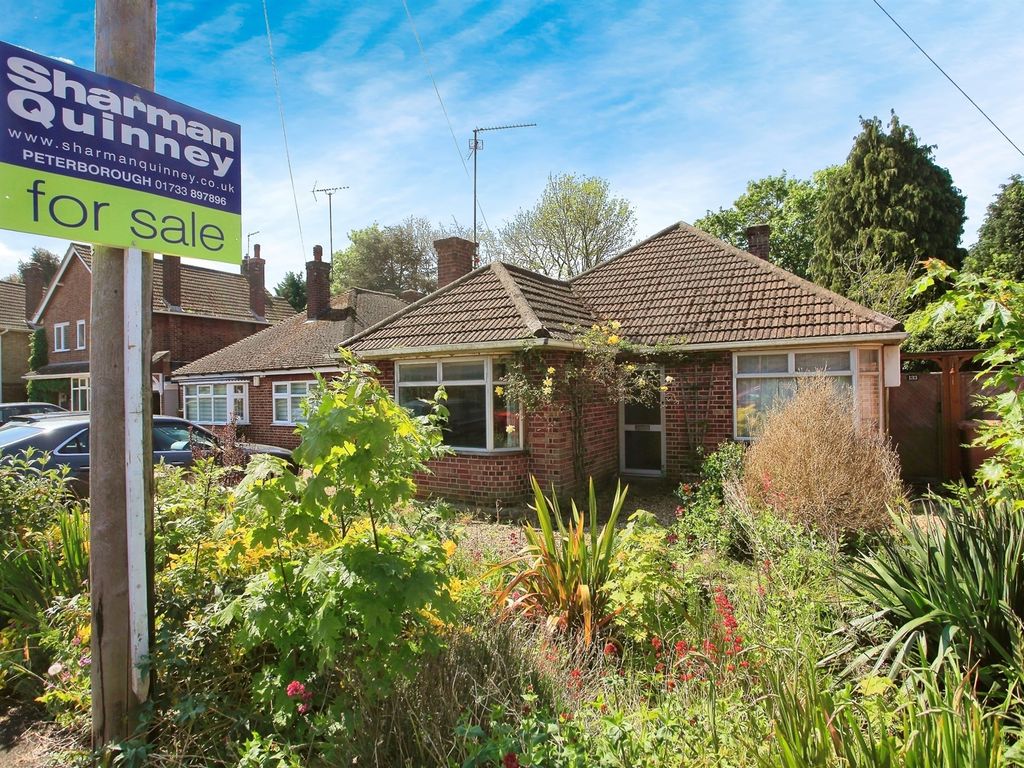 2 bed detached bungalow for sale in Francis Gardens, Peterborough PE1