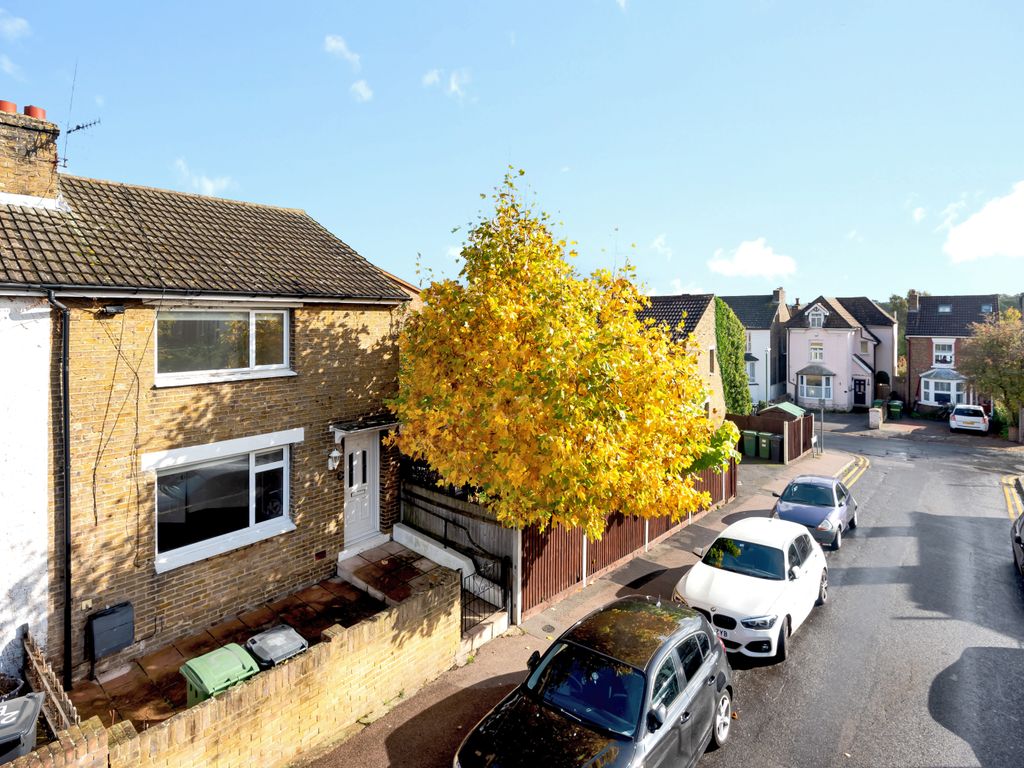 3 bed semidetached house for sale in Dover Street, Maidstone ME16 Zoopla