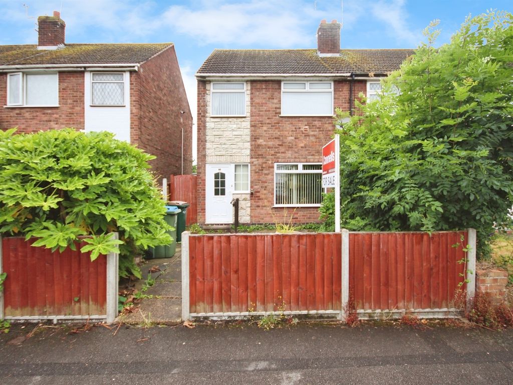 3 bed end terrace house for sale in Diana Drive, Potters Green
