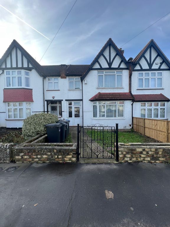 3 bed terraced house for sale in Green Lane, London SW16, £600,000 Zoopla
