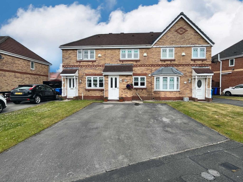 2 bed town house for sale in Redwood Way, Shevington Park L33 Zoopla