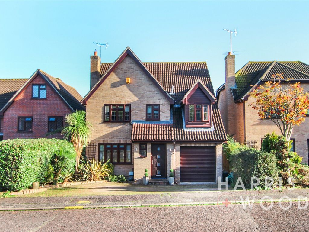 Goldcrest Close, Colchester, Essex CO4  