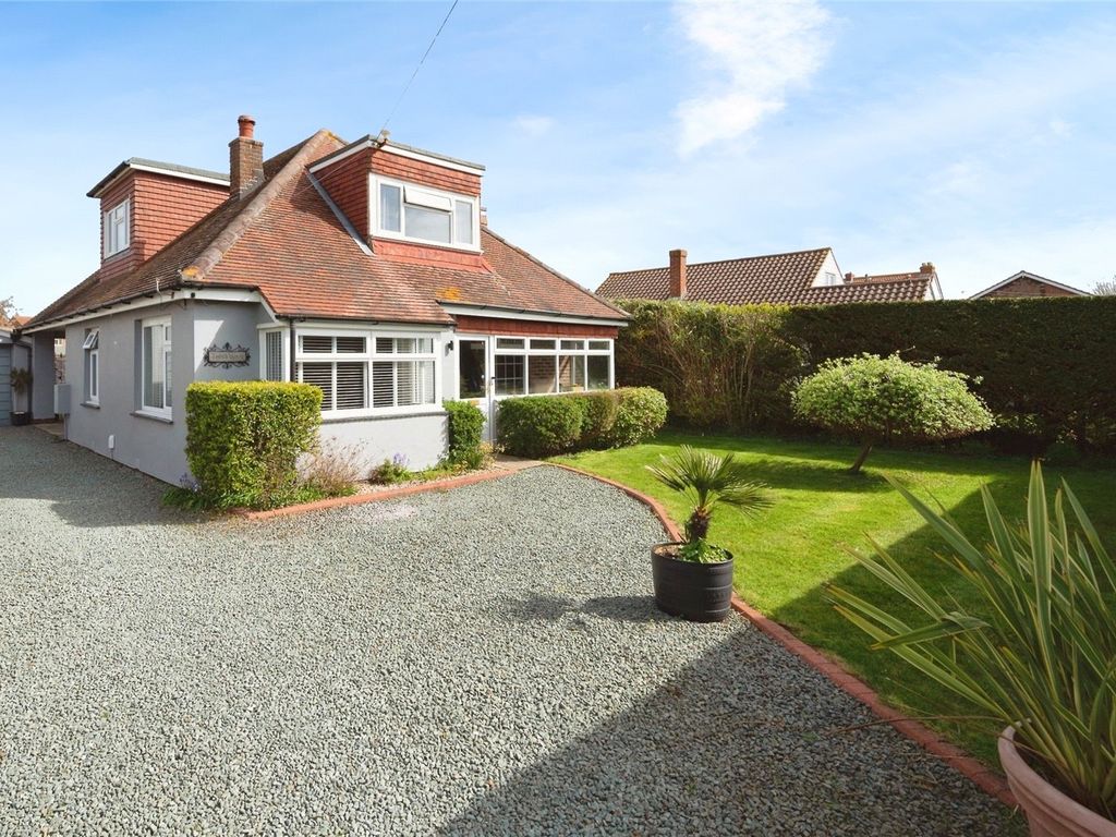5 bed detached house for sale in Harold Road, Hayling Island, Hampshire