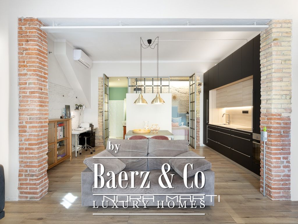 1 bed apartment for sale in El Putxet i El Farró, SarriàSant Gervasi, Barcelona, Spain, £