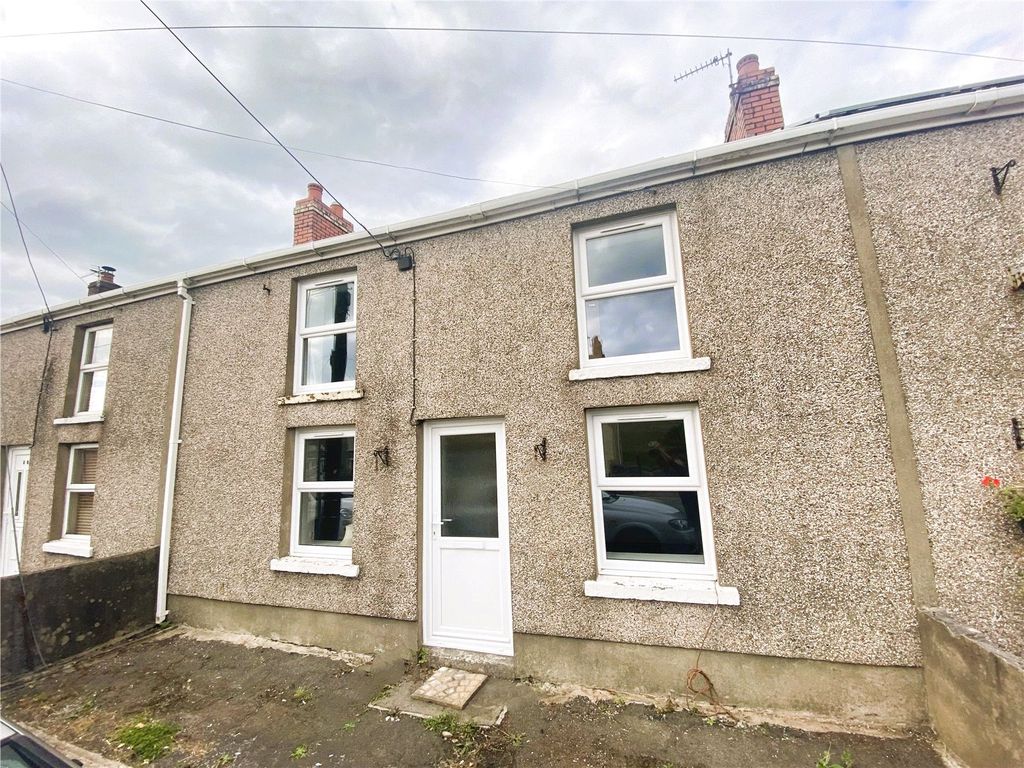 2 bed terraced house for sale in Cwmgarw Road, Upper Brynamman