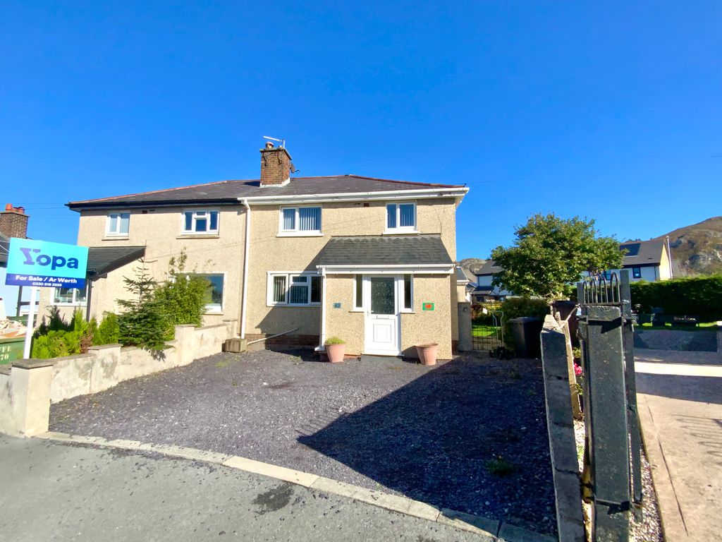 4 bed semidetached house for sale in Maes Y Llan, Dwygyfylchi