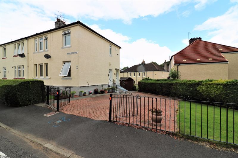1 bed flat for sale in Crags Crescent, Paisley PA2, £75,000 Zoopla