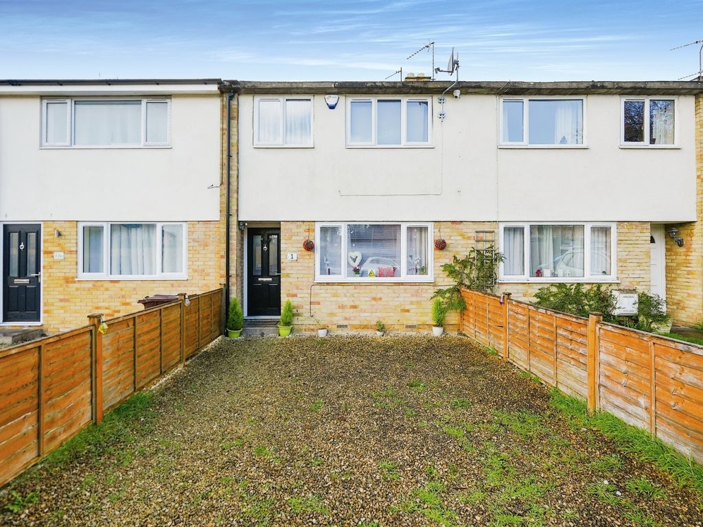 3 bed terraced house for sale in Chichester Close, Bicester OX26 Zoopla