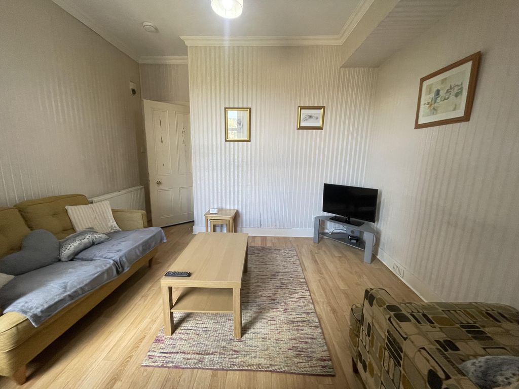 1 bed flat to rent in Holburn Street, Aberdeen AB10, £550 pcm Zoopla