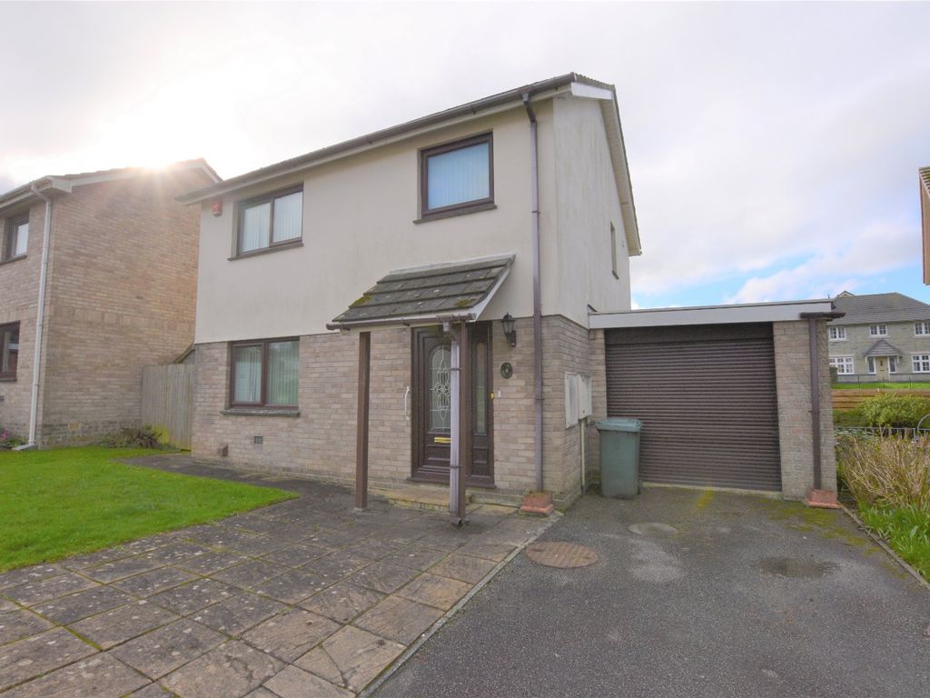 3 bed bungalow for sale in Little Treloweth, Pool, Redruth, Cornwall