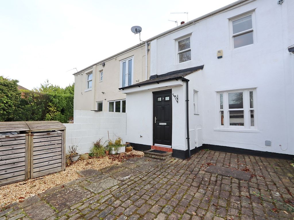 2 bed cottage to rent in Stand Lane, Radcliffe M26, £925 pcm Zoopla