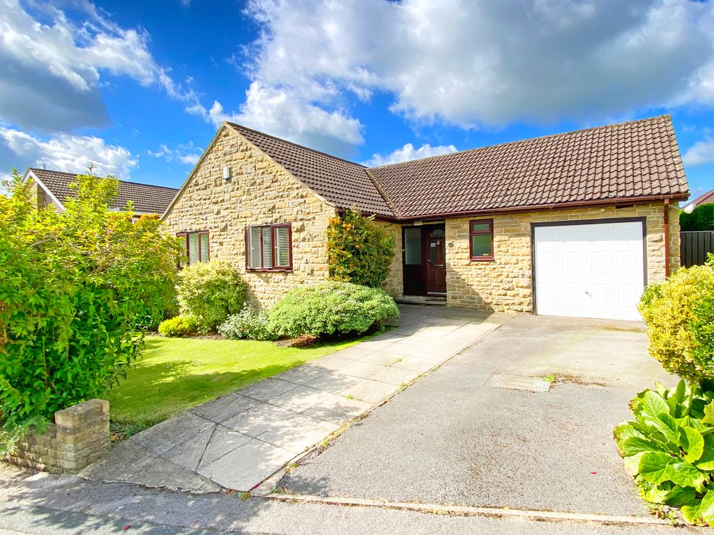 3 bed detached bungalow for sale in Hazel Drive, Burn Bridge, Harrogate