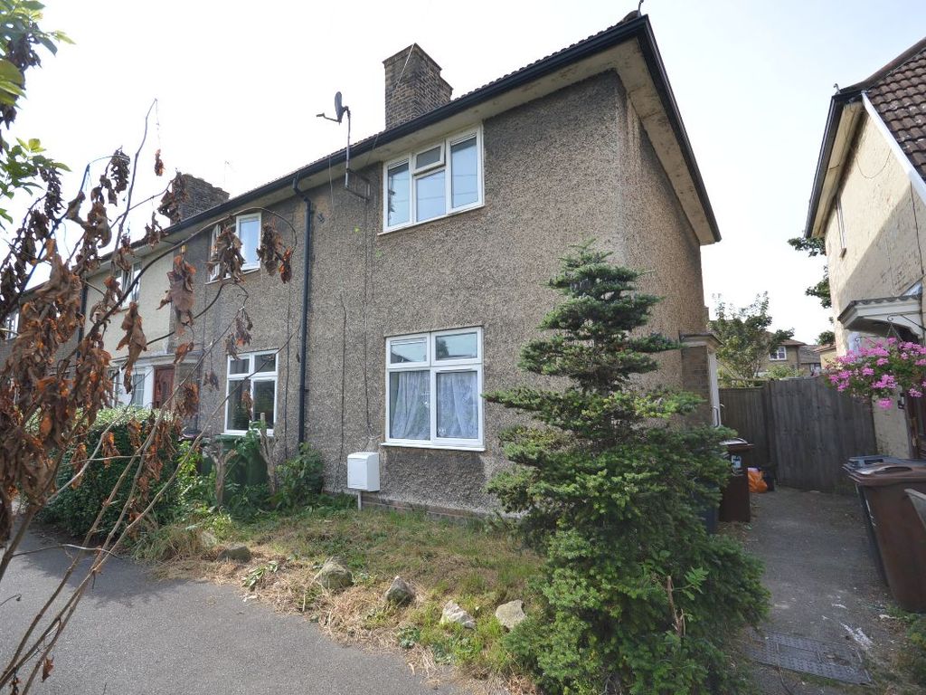 2 bed terraced house for sale in Coombes Road, Dagenham RM9, £340,000