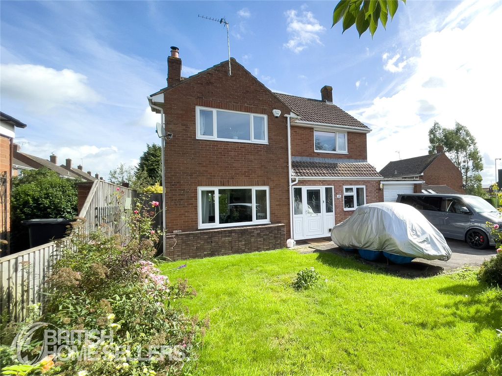 4 bed detached house for sale in Honeythorn Close, Hempsted, Gloucester
