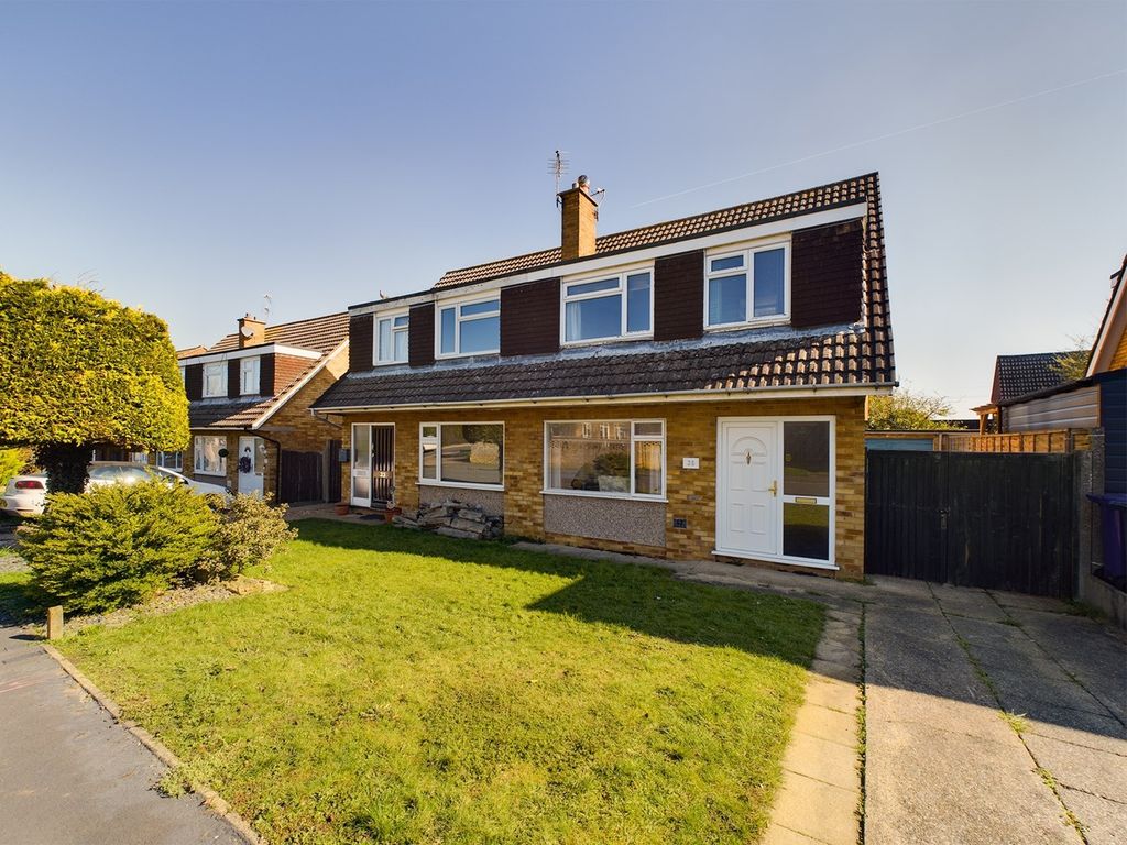 3 bed semidetached house for sale in Westbury Close, Hitchin SG5 Zoopla
