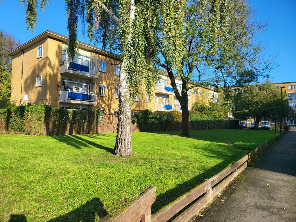 Passfields, Bromley Road, London SE6  