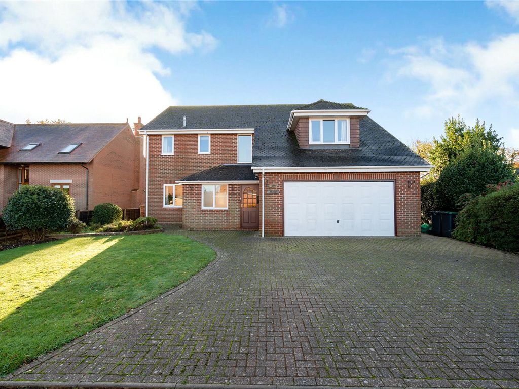 4 bed detached house for sale in Salterns Lane, Hayling Island