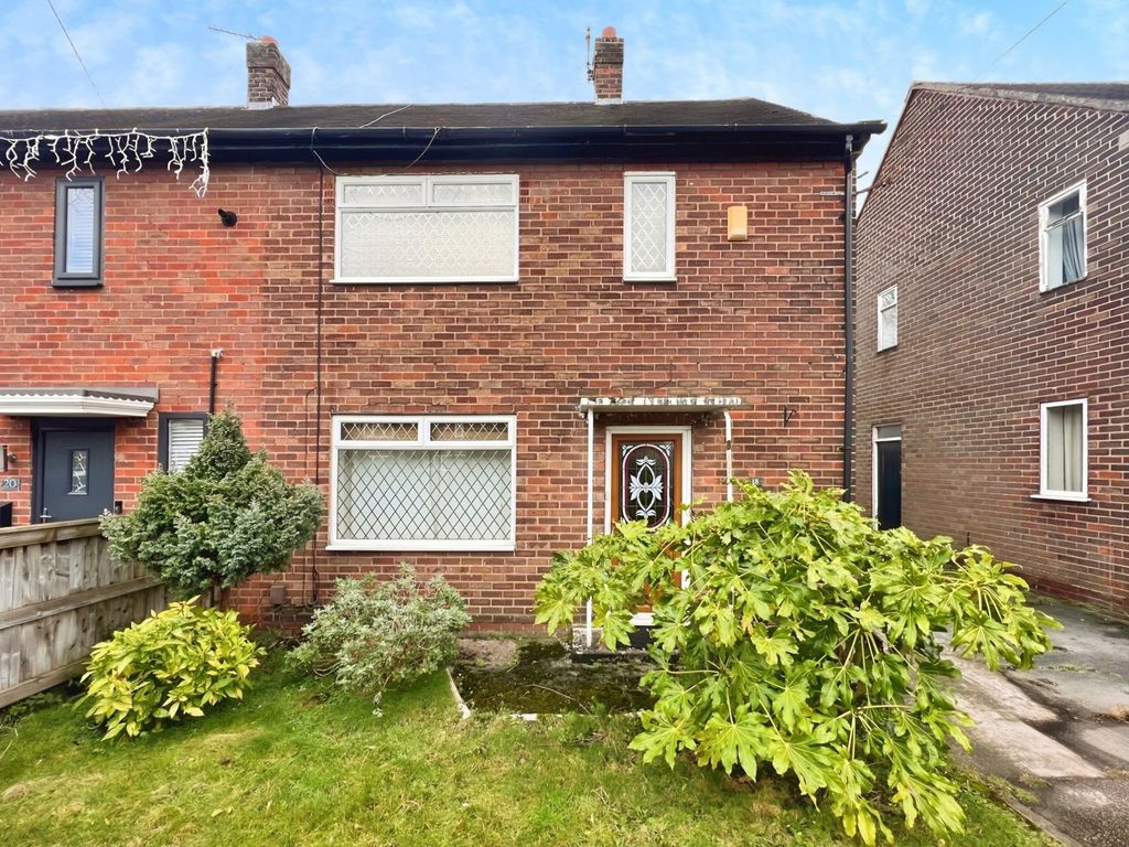 2 bed end terrace house for sale in Greenham Road, Manchester, Greater