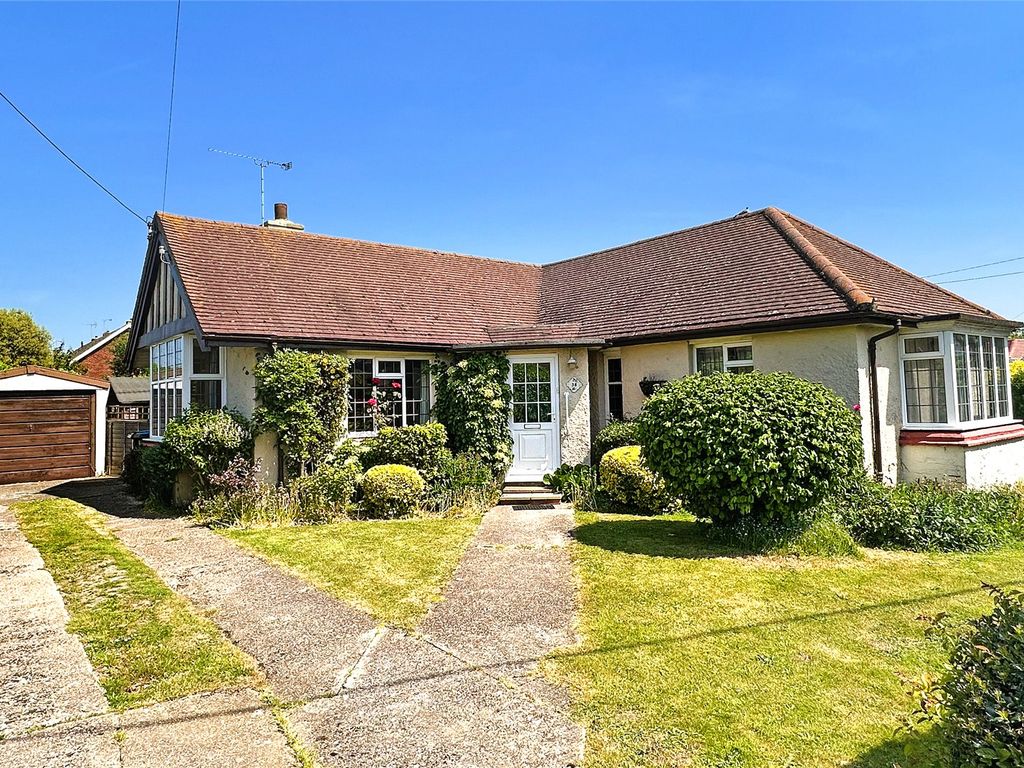 2 bed bungalow for sale in Kent Road, Littlehampton, West Sussex BN17