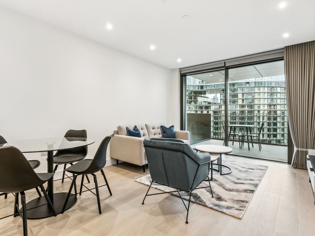 1 bed flat to rent in Fitzroy House, 6 Palmer Road SW11, £3,300 pcm