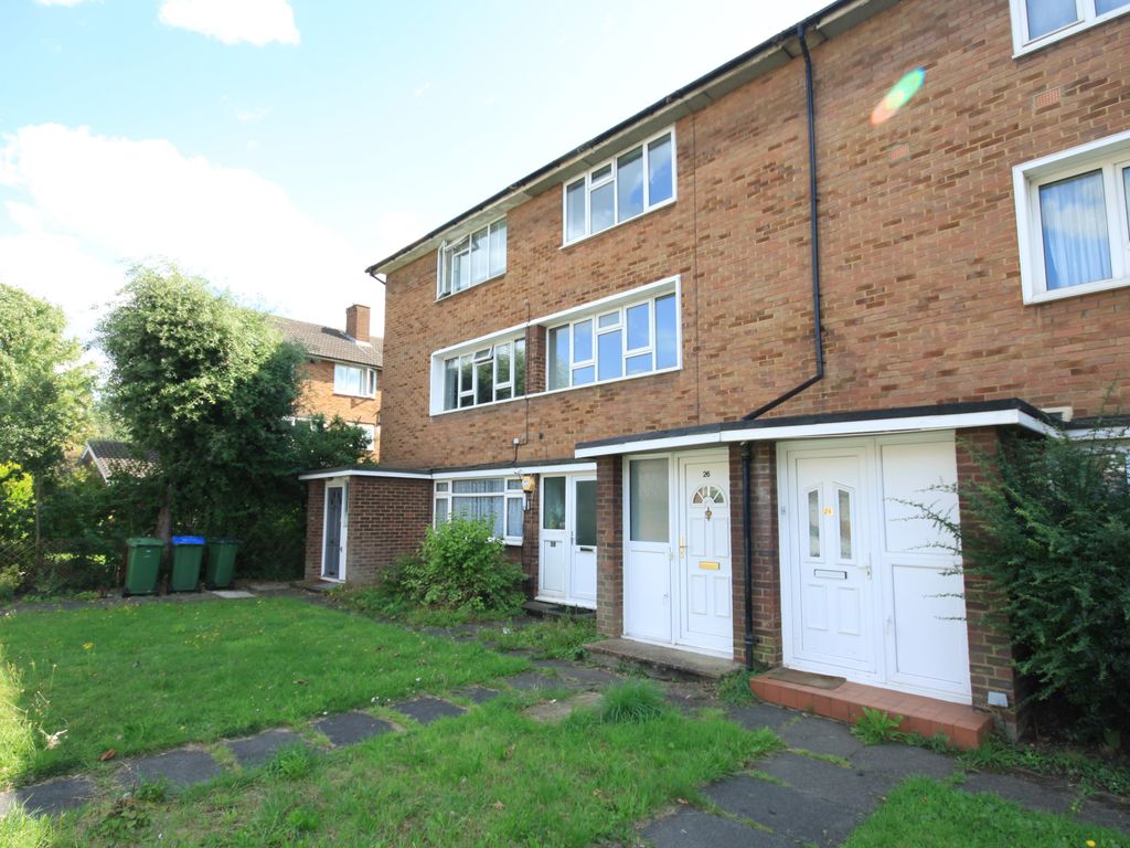 2 bed flat for sale in Lyme Farm Road, London SE12, £310,000 Zoopla