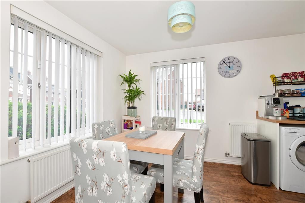 Daffodil Crescent, Crawley, West Sussex RH10  