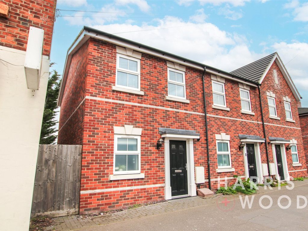2 bed end terrace house for sale in Barrack Street, Colchester, Essex