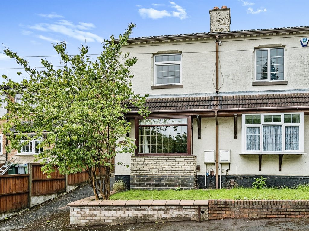 3 bed semidetached house for sale in City Road, Tividale, Oldbury B69