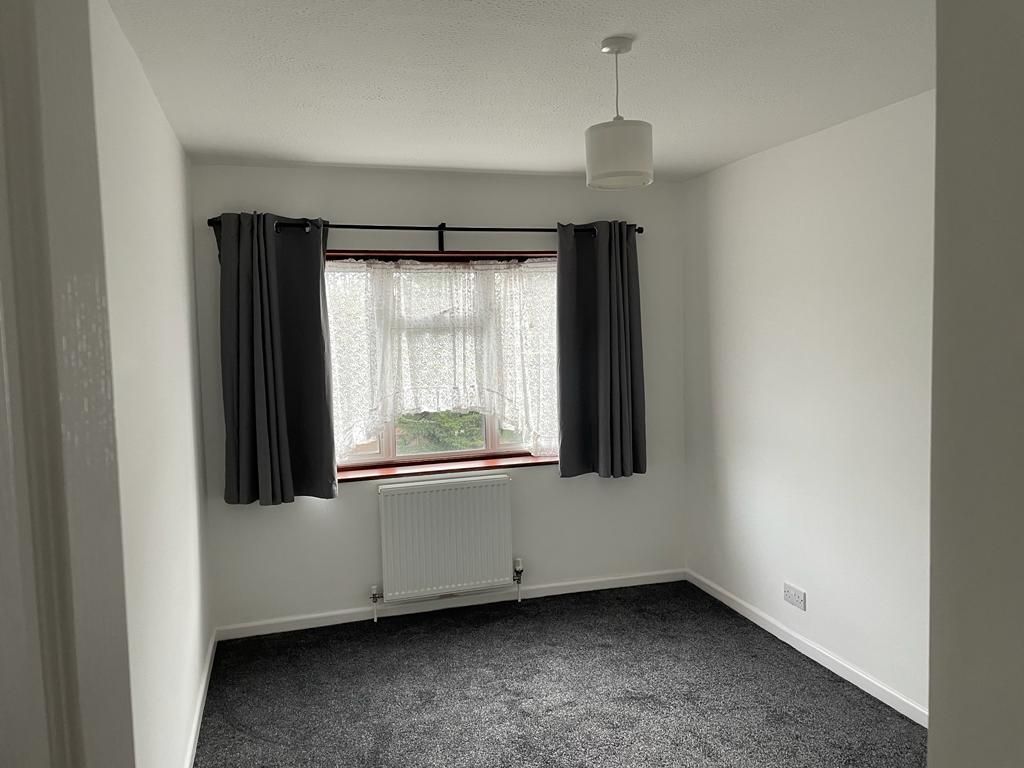 1 bed flat to rent in Whitley Close, Stanwell, Middlesex TW19, £1,350