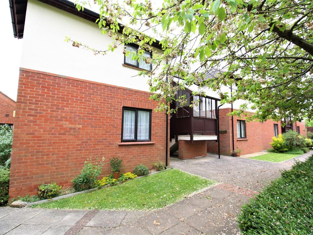 2 bed flat for sale in The Mount, Simpson, Milton Keynes MK6 Zoopla