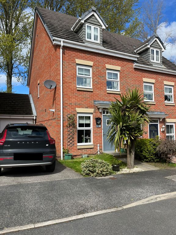 3 bed semidetached house for sale in Church Gate, Brierley, Barnsley