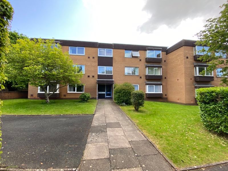 2 bed flat to rent in Harford Drive, Frenchay, Bristol BS16, £1,100 pcm