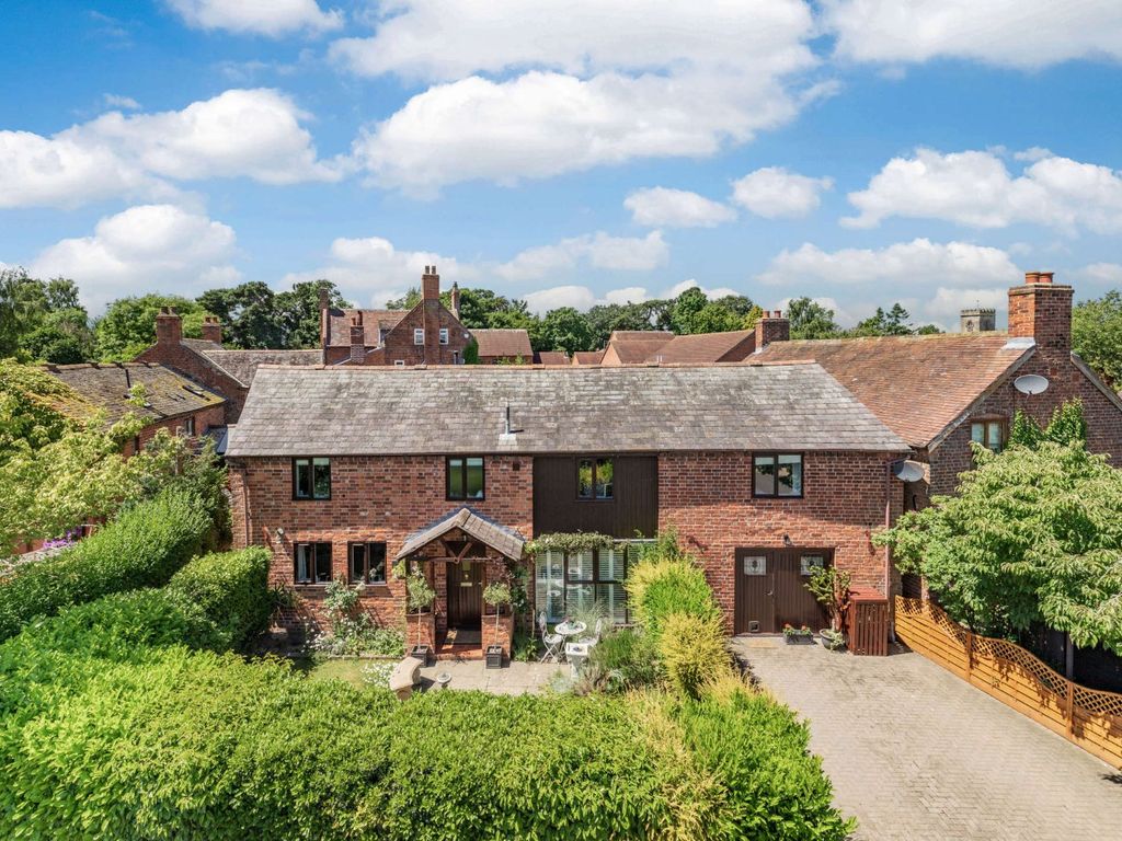 4 bed detached house for sale in Astley Court, Astley, Shrewsbury SY4