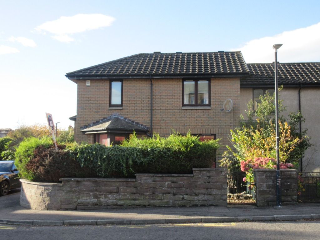 2 bed flat to rent in Patrick Place, West End, Dundee DD2, £1,000 pcm