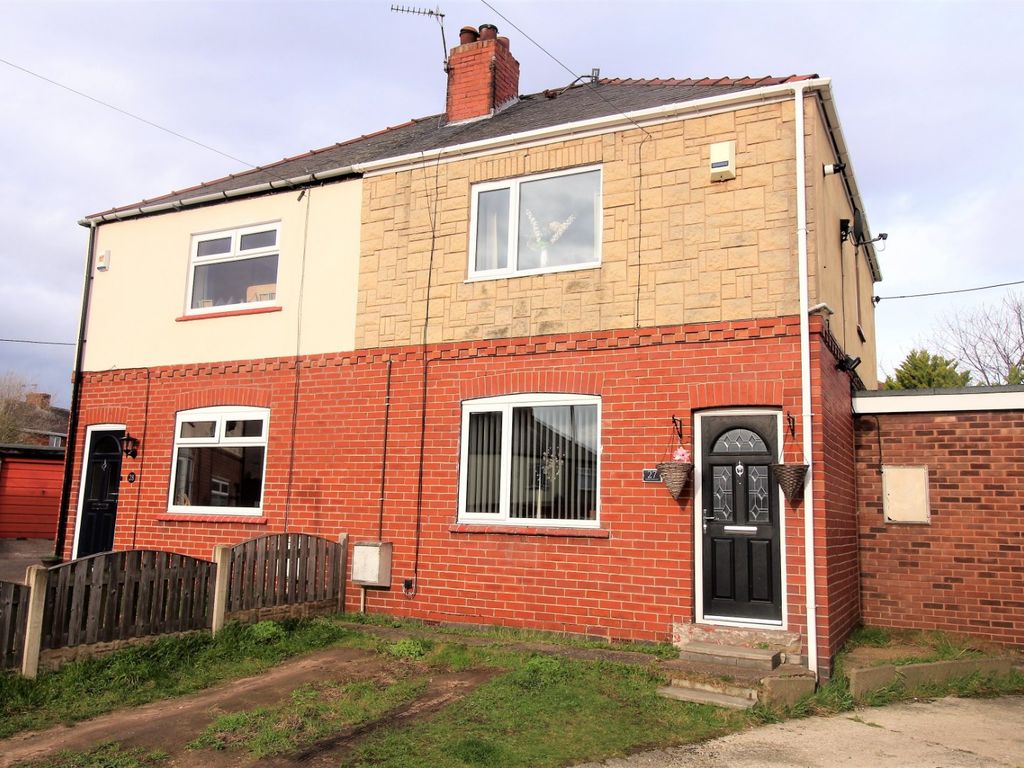 3 bed semidetached house for sale in Sandymount, Harworth, Doncaster