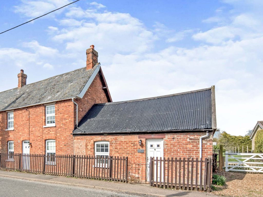 3 bed semidetached house to rent in High Street, Thurleigh MK44 Zoopla