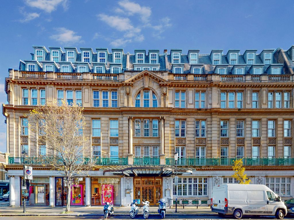 The Baynards, Hereford Road, Notting Hl W2  