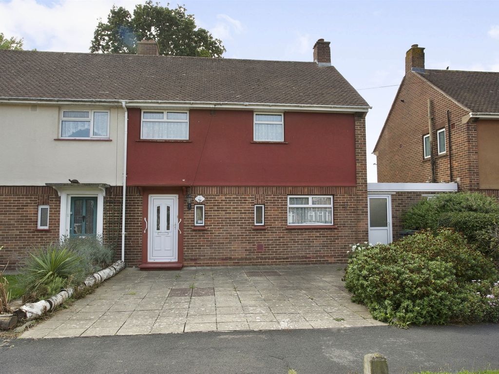 3 bed semidetached house for sale in Nobes Avenue, Gosport PO13 Zoopla