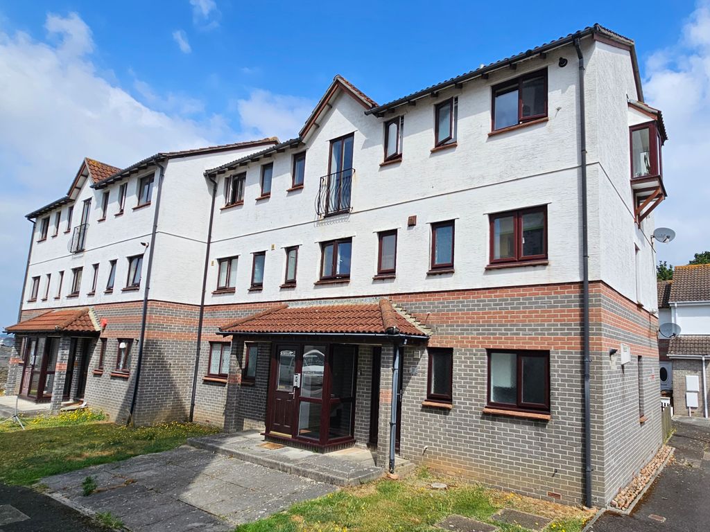 1 bed flat for sale in Wright Close, Devonport, Plymouth PL1, £45,000